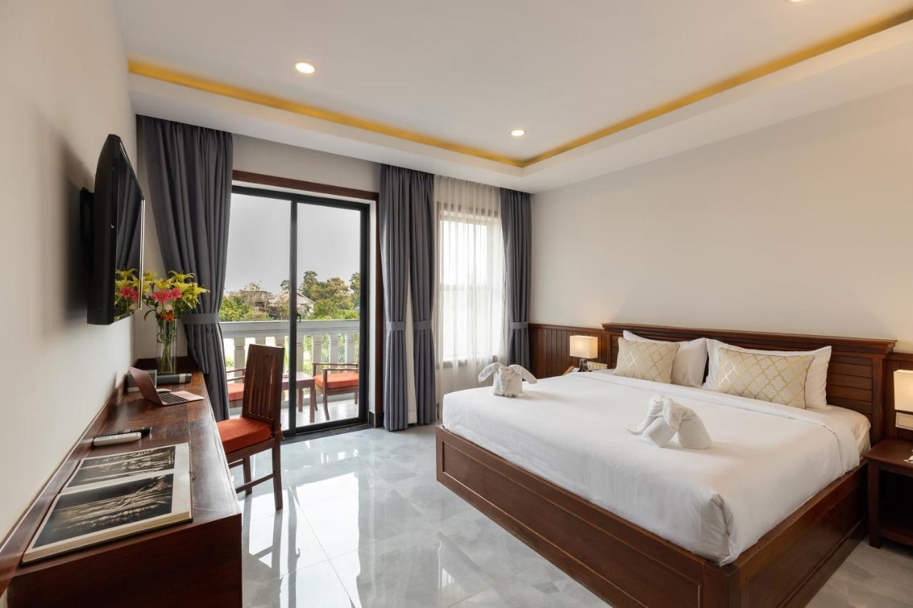 Blanc Smith Hotel Сиемрип Экстерьер фото