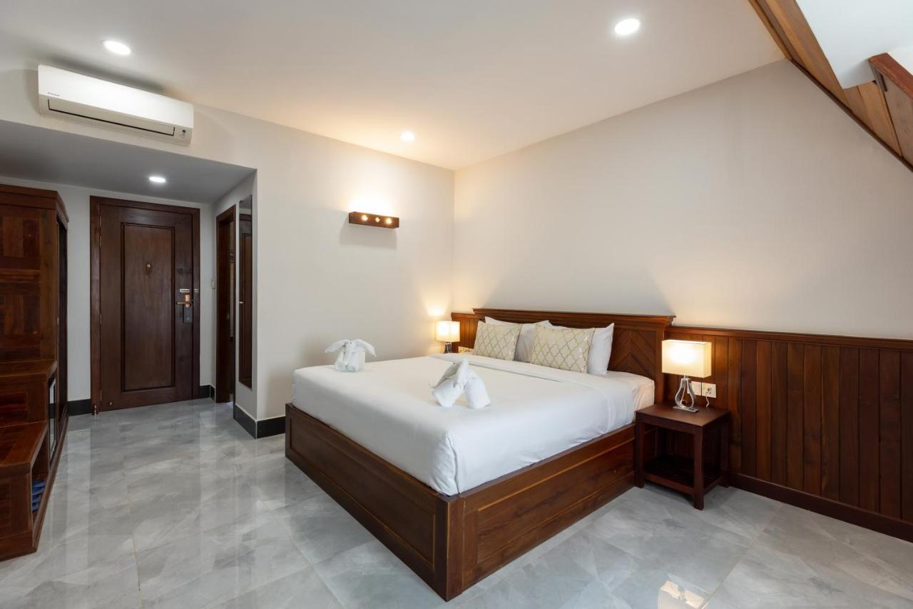 Blanc Smith Hotel Сиемрип Экстерьер фото