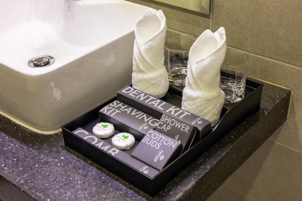 Blanc Smith Hotel Сиемрип Экстерьер фото