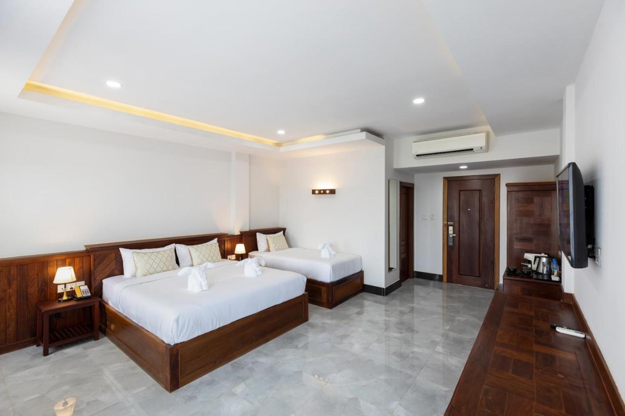 Blanc Smith Hotel Сиемрип Экстерьер фото