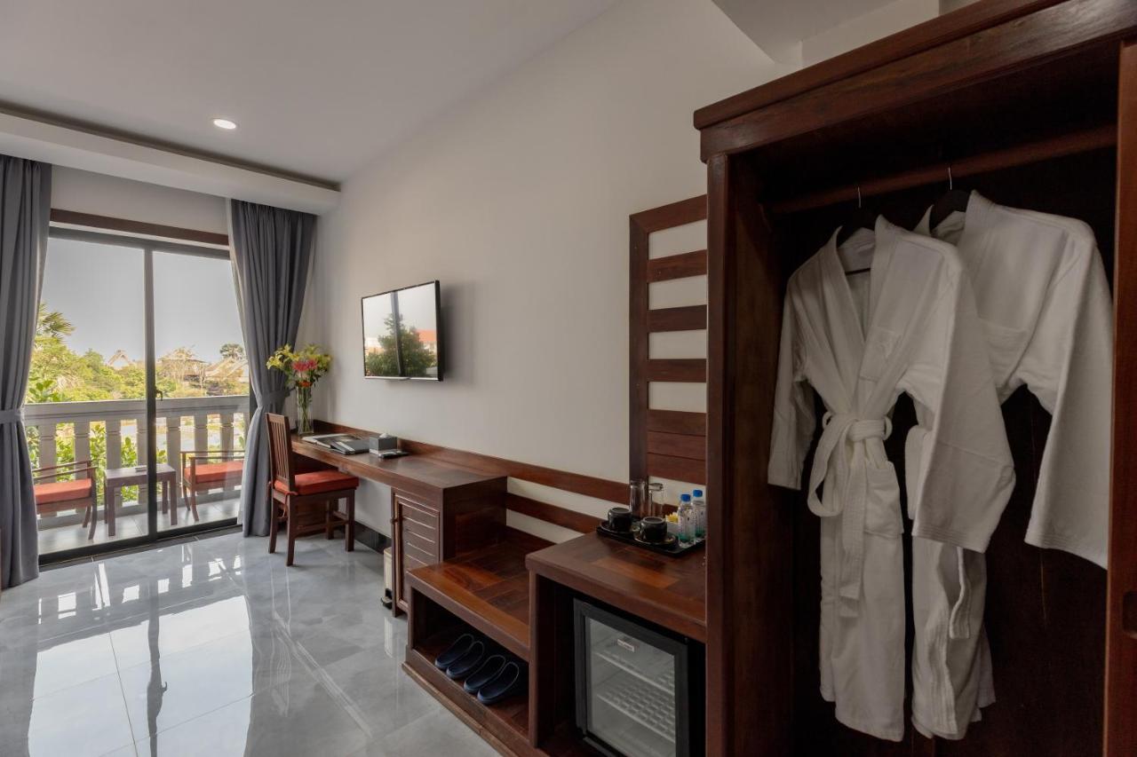 Blanc Smith Hotel Сиемрип Экстерьер фото